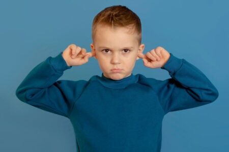 The Principles of Prophetic Education (10): “Do Not Shout!”